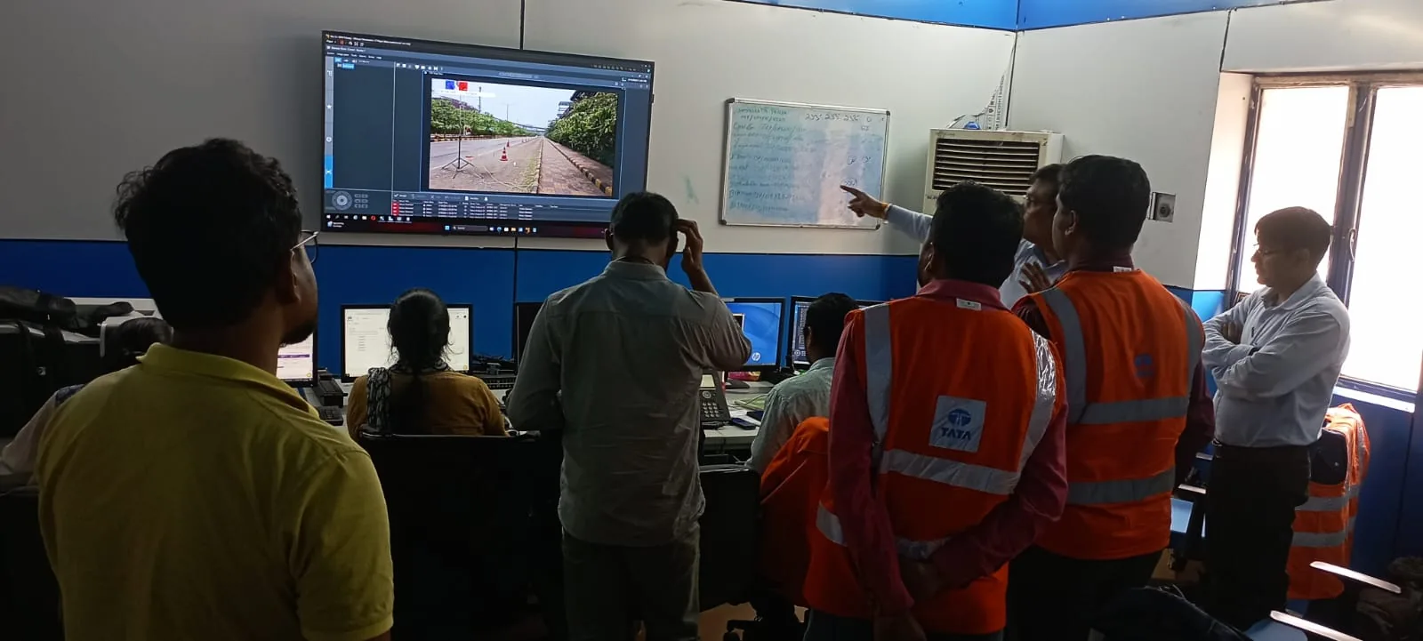 Monitoring system review with technical staff